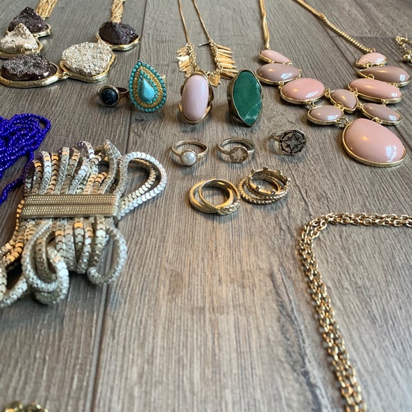 Boho/Beaded Jewelry Lot - Picture 6 of 6